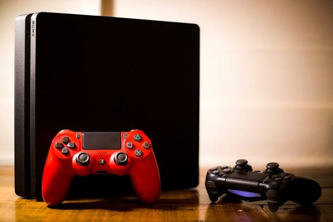 傲世皇朝总代理 PlayStation 5概念视频展示了一厢情愿的控制台和控制器设计